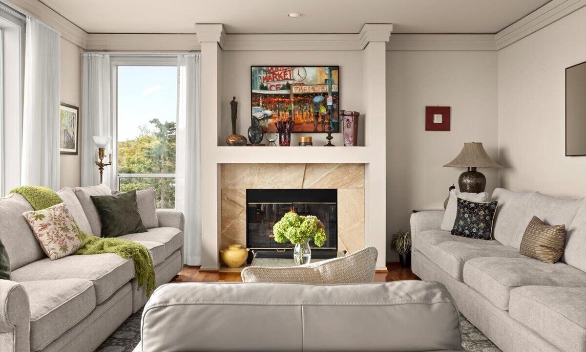 Photo of Livingroom in North Admiral