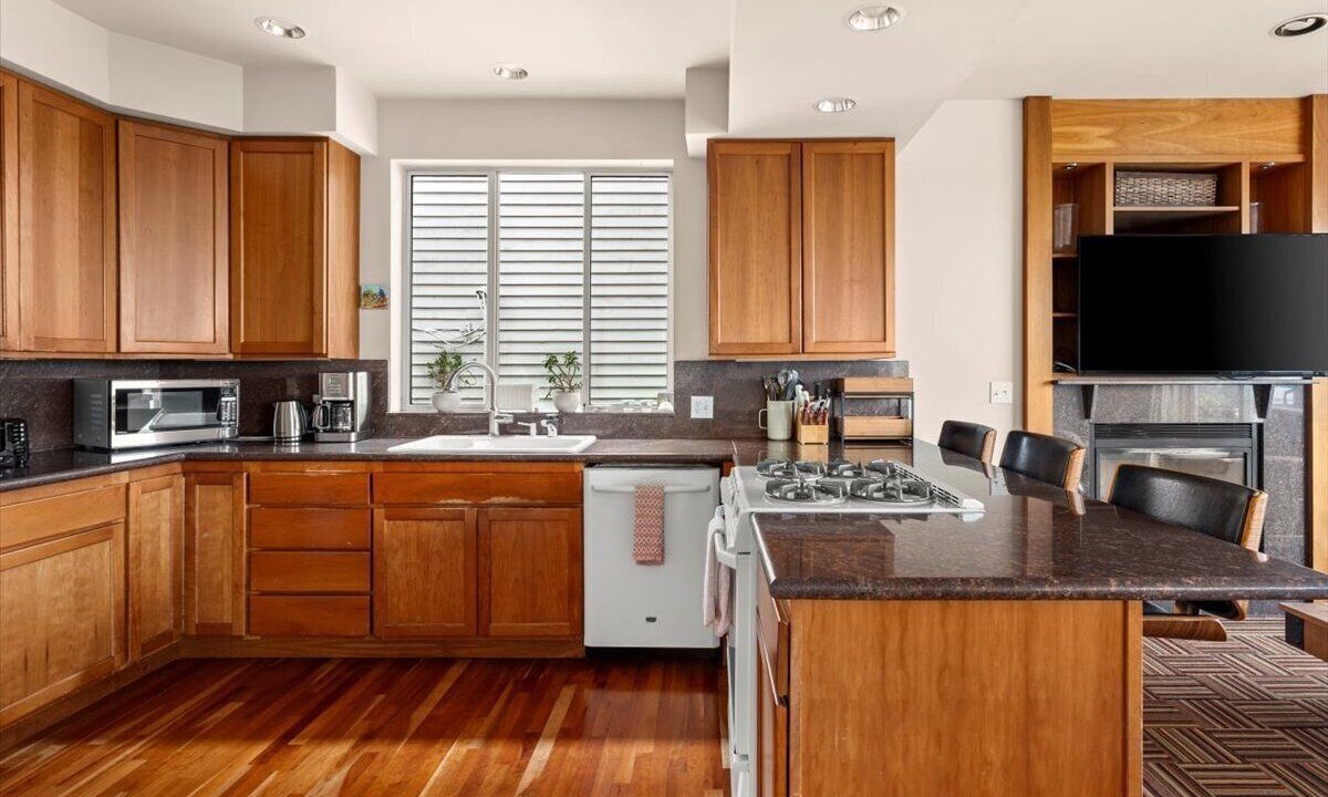 Photo of Kitchen in North Admiral