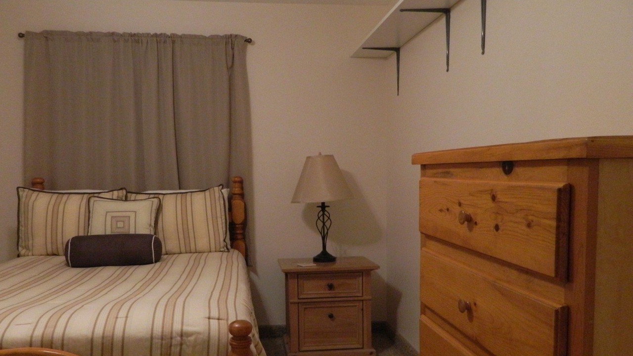 Photo of Bedroom in Hurricane