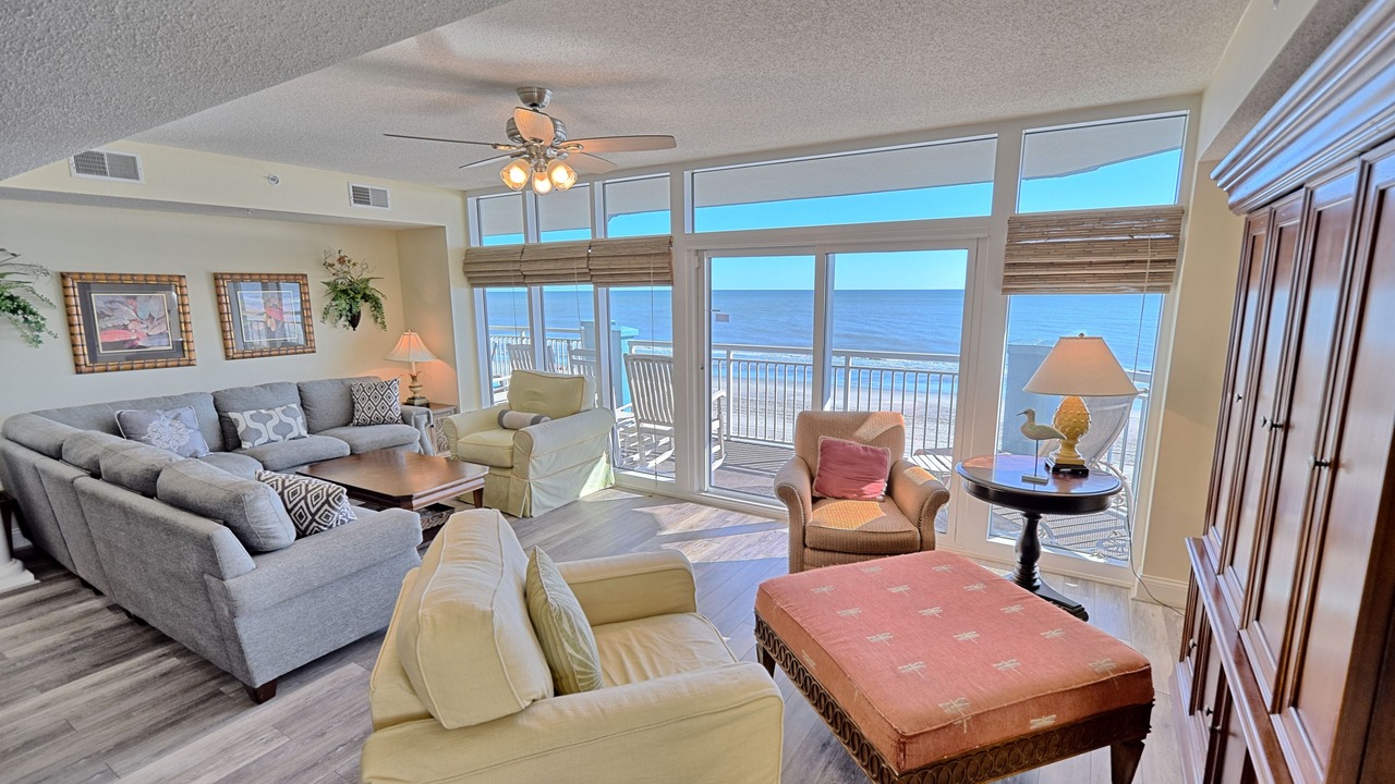 Photo of Livingroom in Myrtle Beach