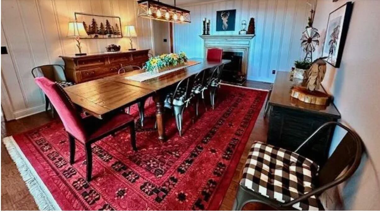 Photo of Livingroom in Snowshoe
