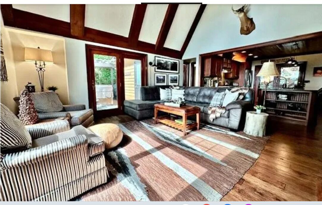 Photo of Bedroom in Snowshoe