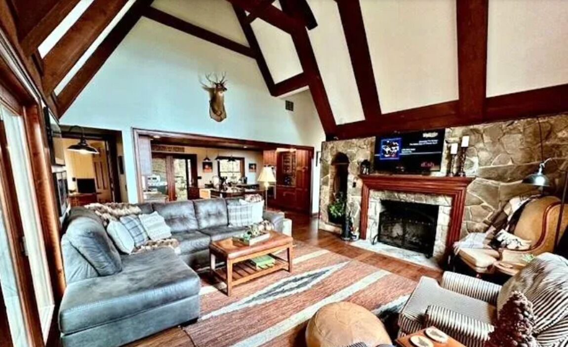 Photo of Bedroom in Snowshoe