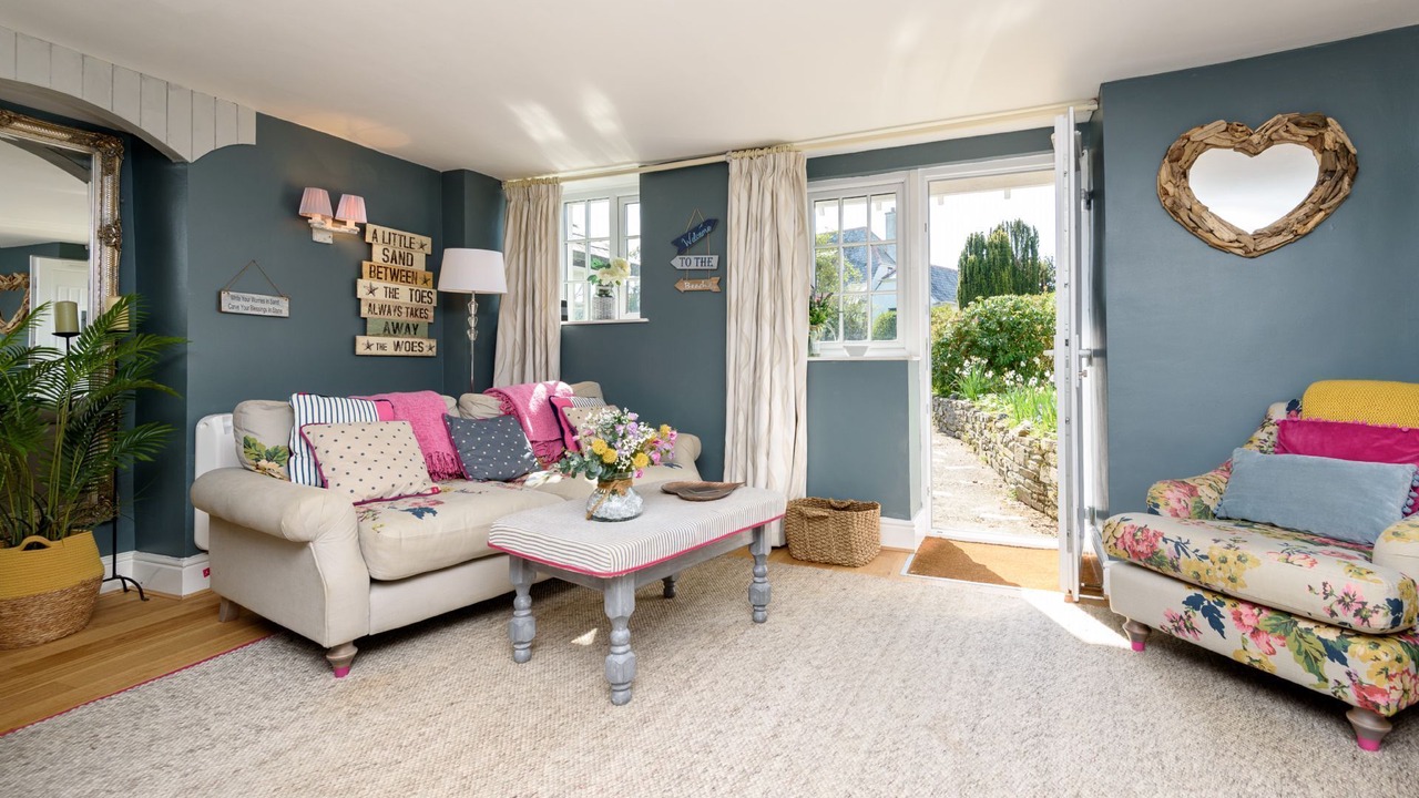 Photo of Livingroom in Looe