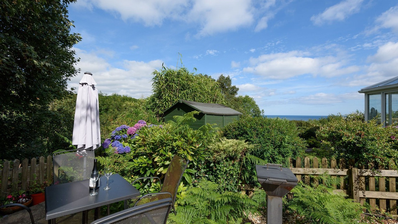 Photo of Outdoor in Looe
