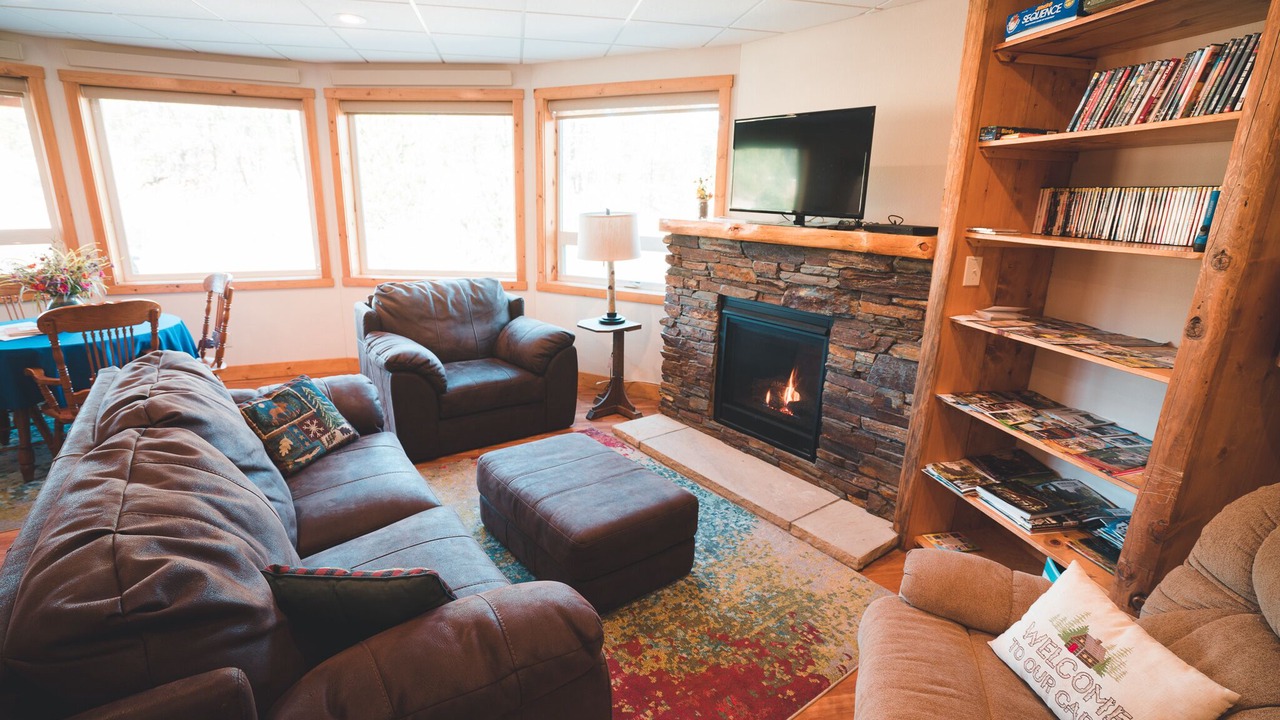 Photo of Livingroom in Hill City