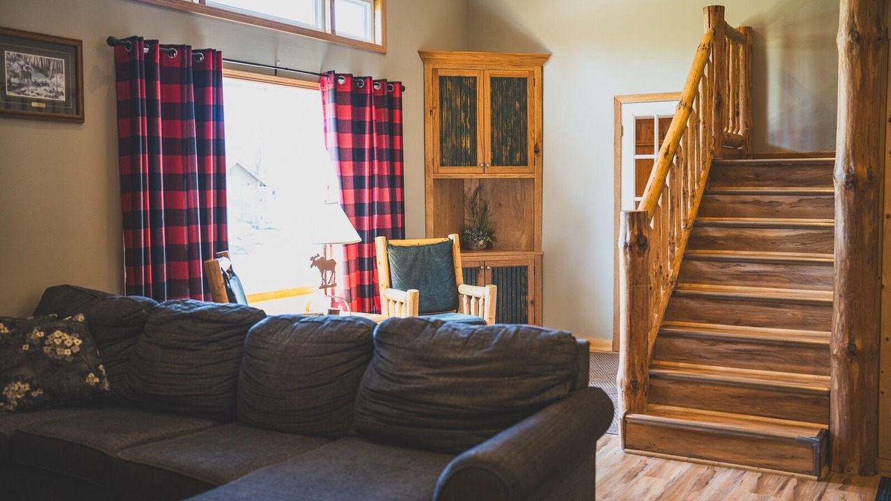 Photo of Livingroom in Backus