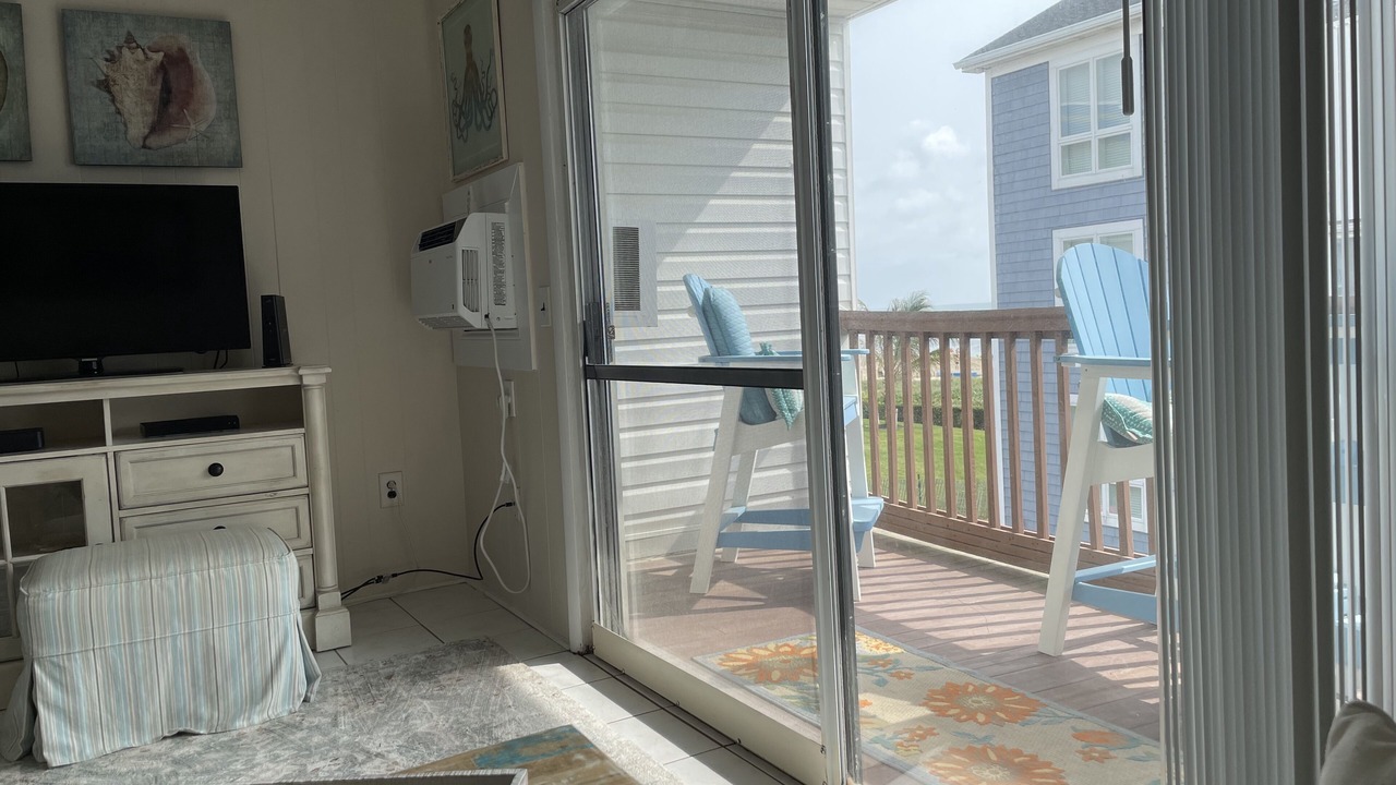Photo of Livingroom in North Ocean City