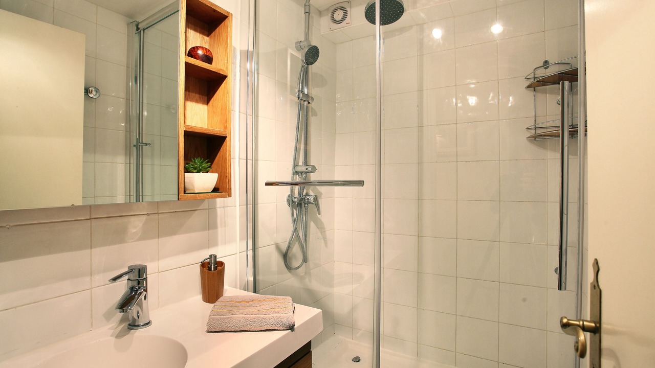 Photo of Bathroom in Les Iles