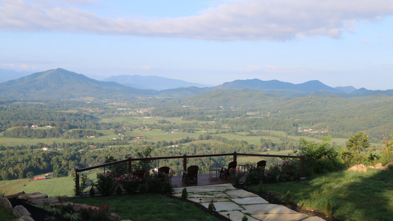 Photo of Patio Balcony in Gatlinburg - Pigeon Forge