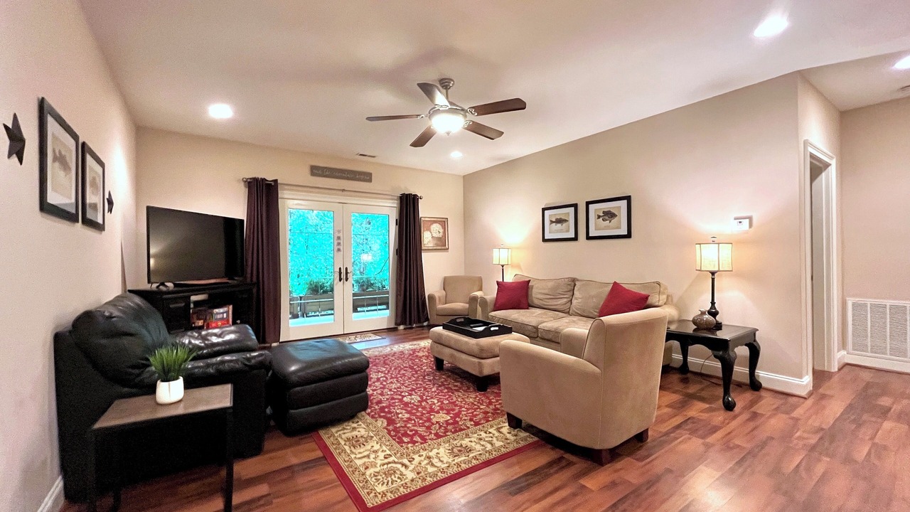 Photo of Bedroom in Arden