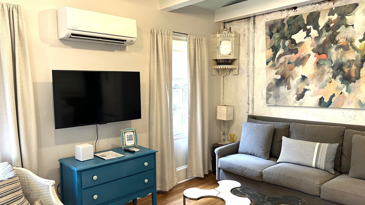 Photo of Livingroom in Historic Downtown Savannah