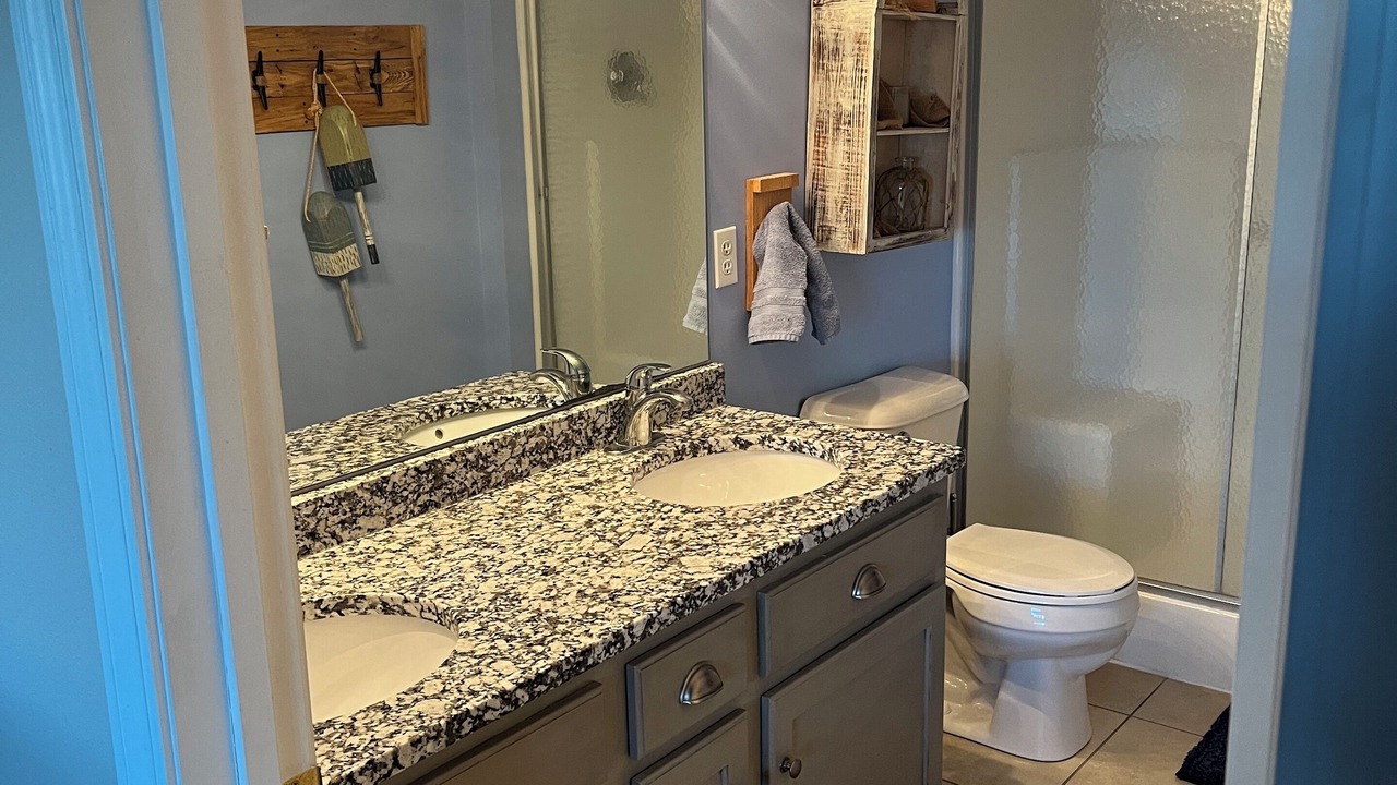 Photo of Bathroom in Lake of the Ozarks