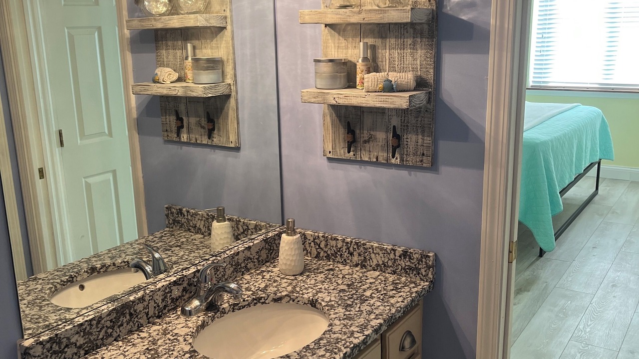 Photo of Bathroom in Lake of the Ozarks