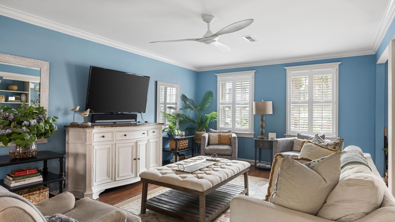 Photo of Livingroom in South of Broad