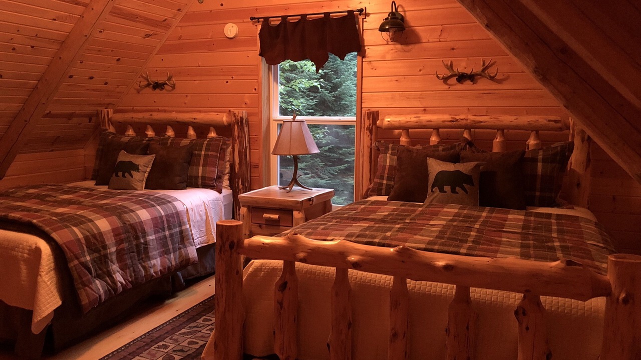 Photo of Bedroom in Munising