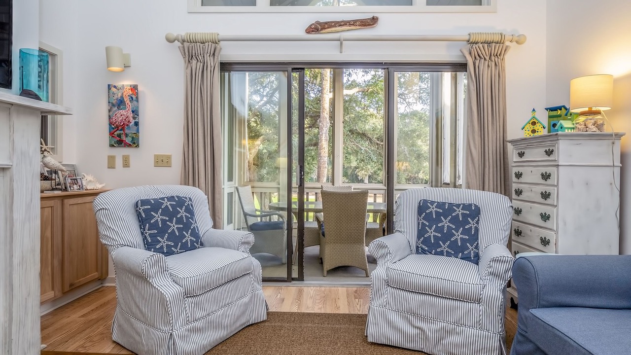 Photo of Livingroom in Seabrook Island