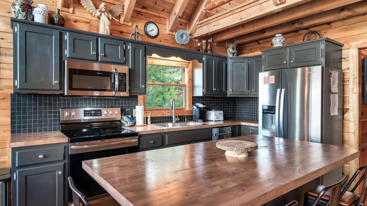 Photo of Kitchen in Gatlinburg - Pigeon Forge