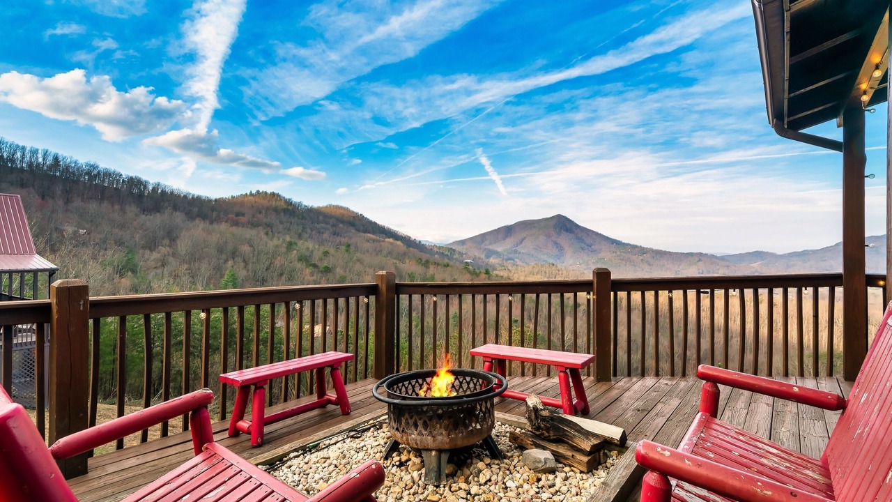 Photo of Patio Balcony in Gatlinburg - Pigeon Forge