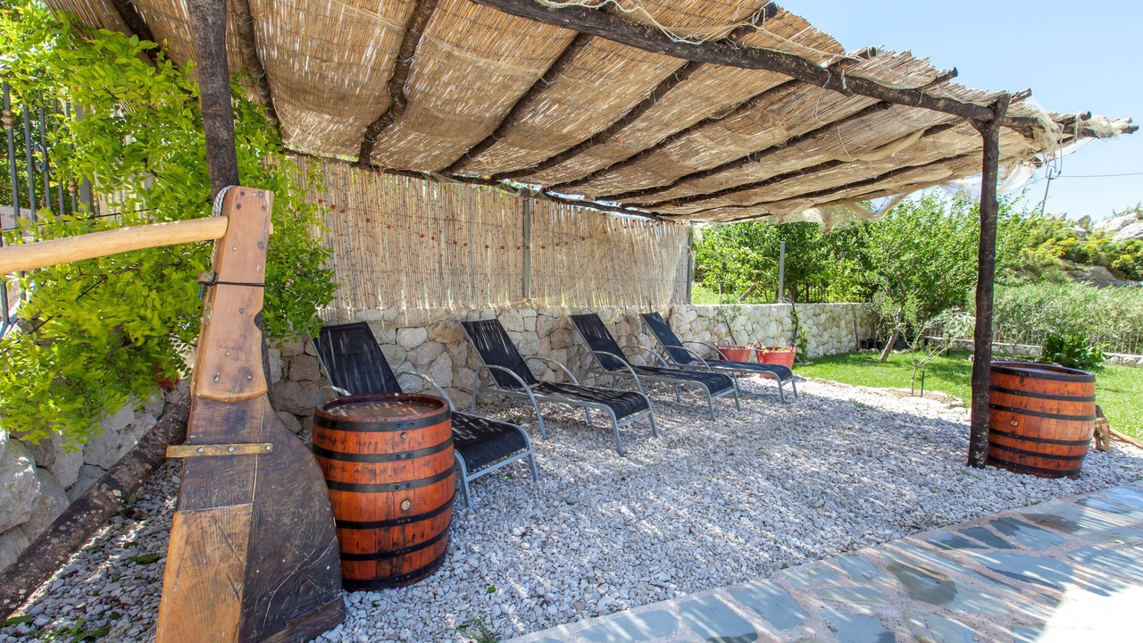 Photo of Patio Balcony in Borak