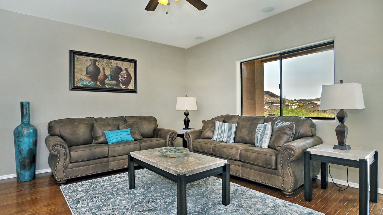 Photo of Livingroom in Gold Canyon