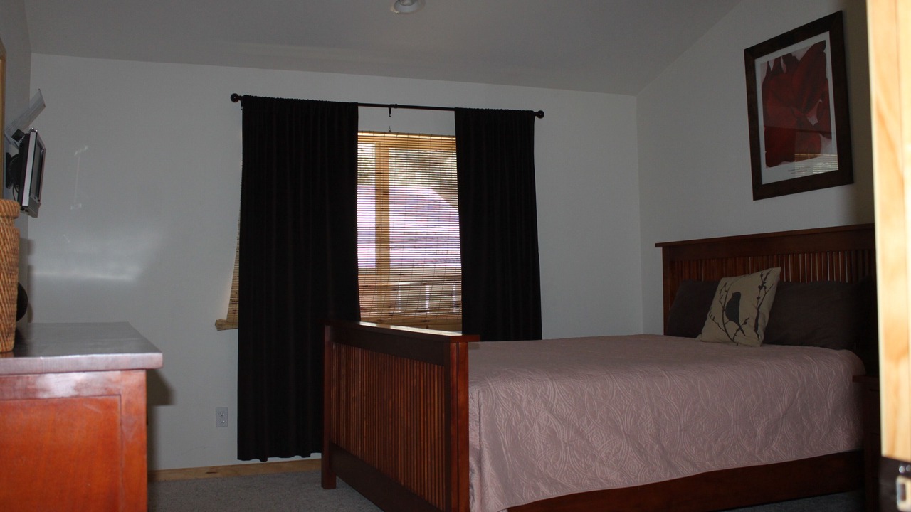 Photo of Bedroom in Christmas Valley