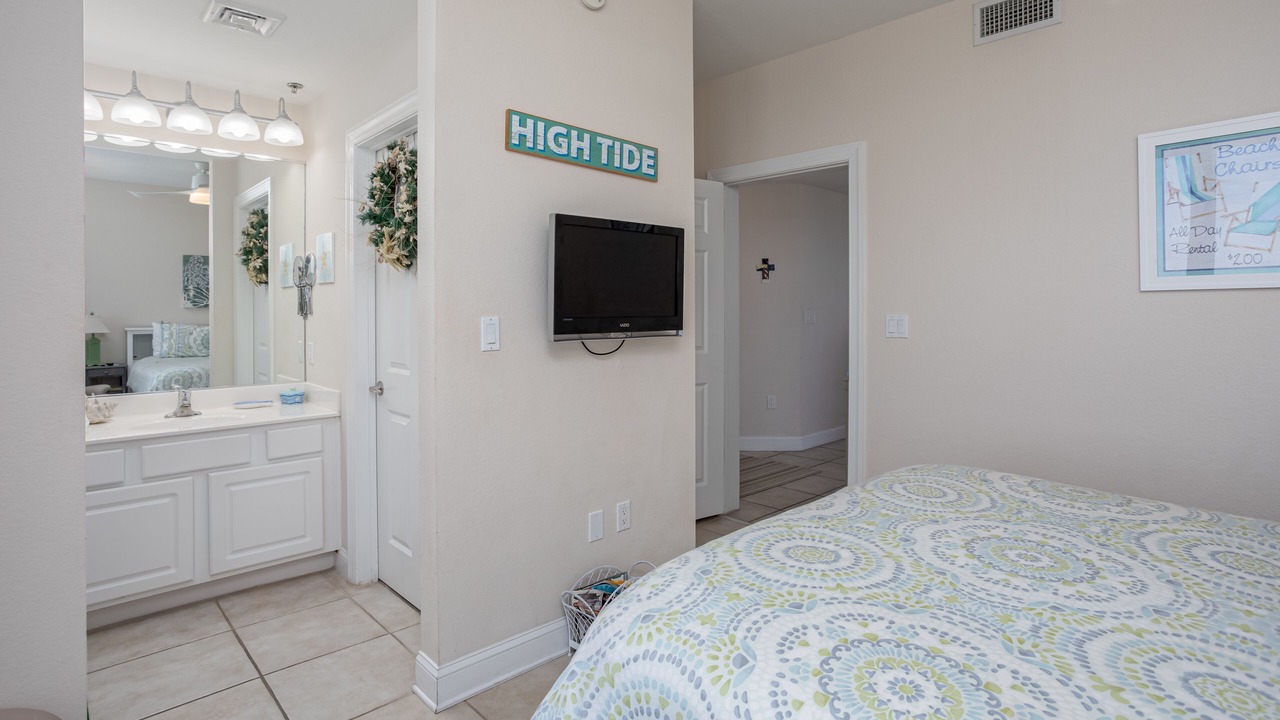 Photo of Bedroom in Pensacola Beach