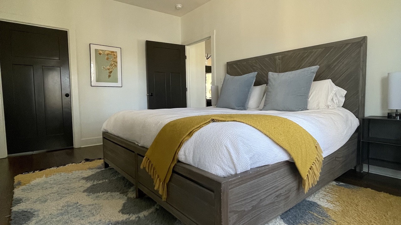 Photo of Bedroom in Hiawassee