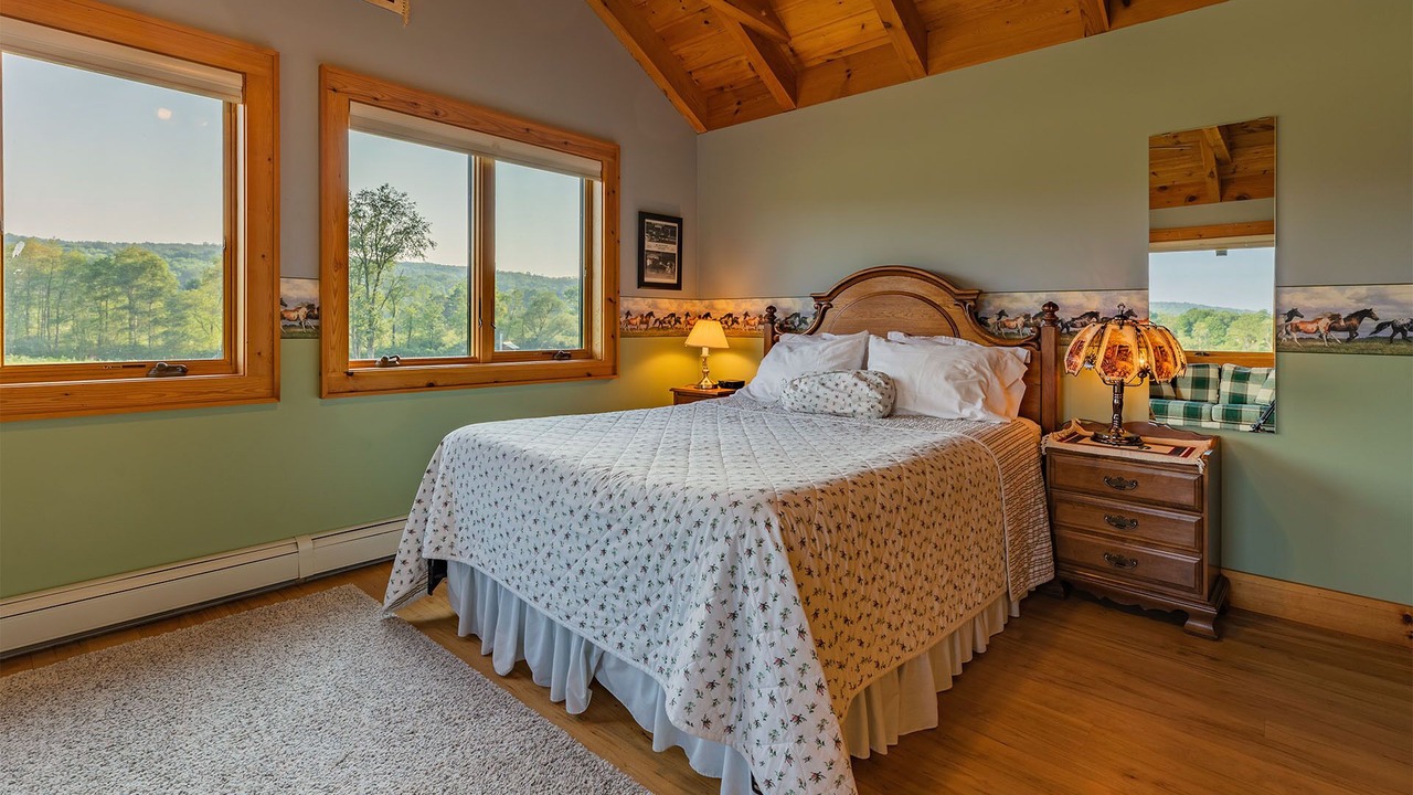 Photo of Bedroom in Ithaca