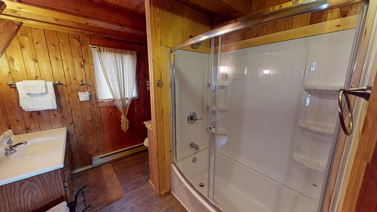 Photo of Bathroom in Nelsonville