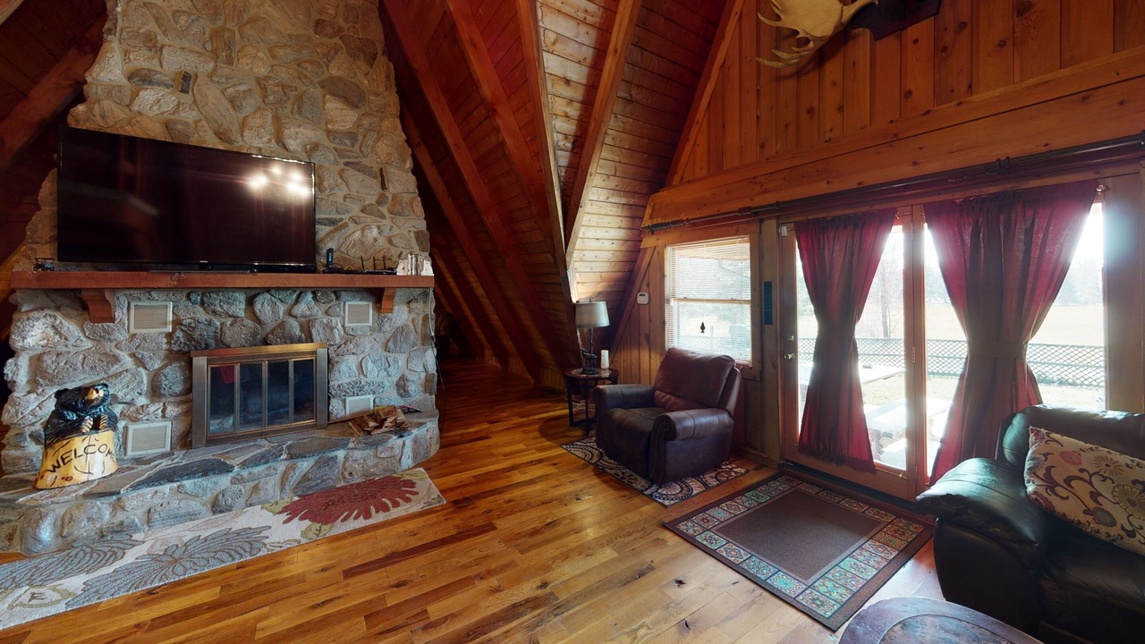 Photo of Livingroom in Nelsonville