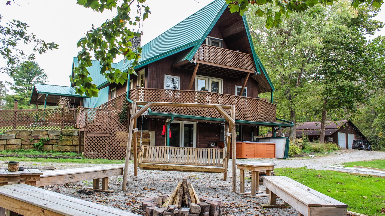 Photo of Outdoor in Nelsonville