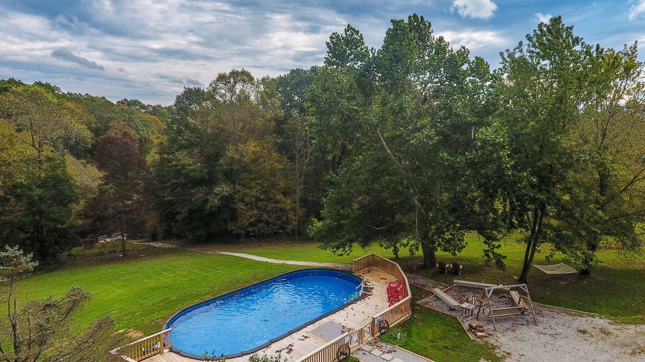 Photo of Outdoor in Nelsonville
