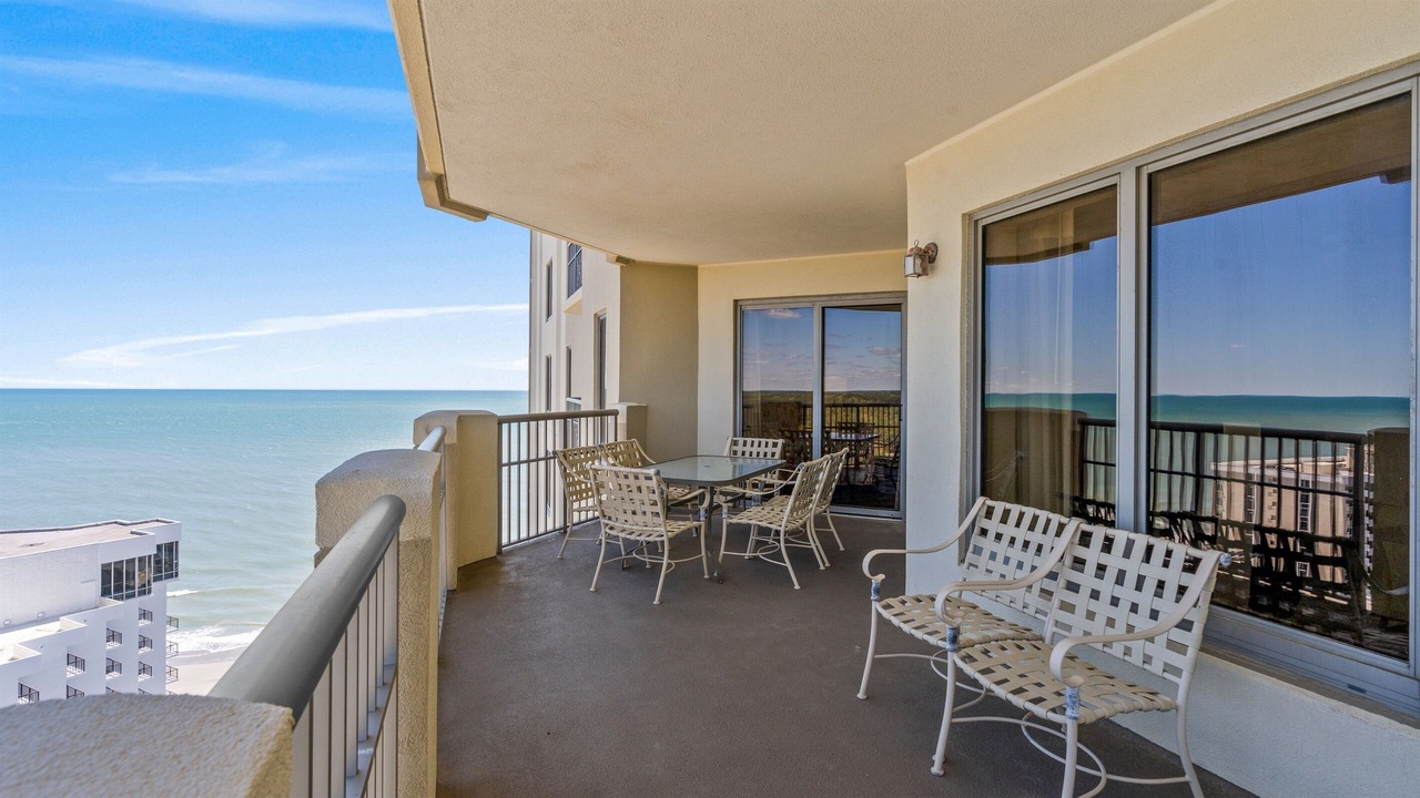 Photo of Patio Balcony in Arcadian Shores