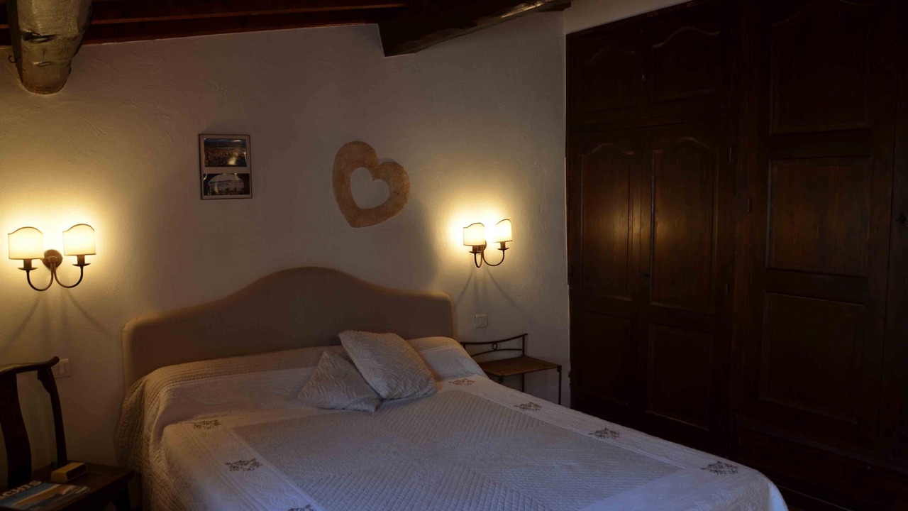 Photo of Bedroom in Antibes City Centre