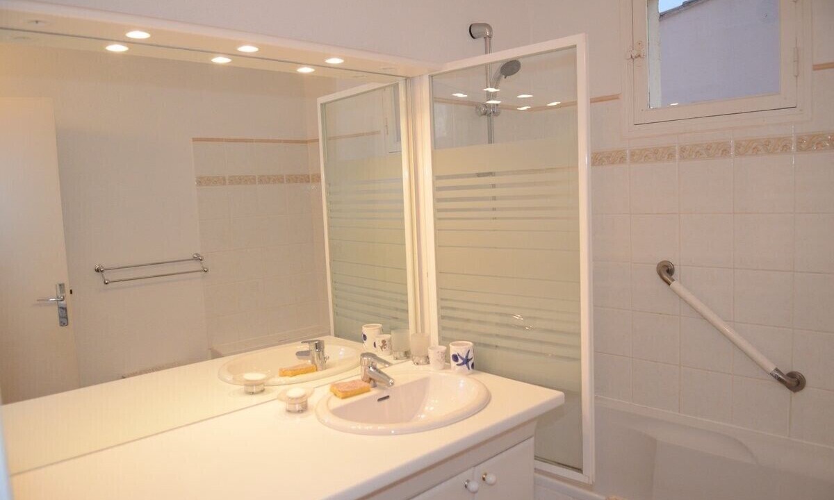 Photo of Bathroom in Port Grimaud