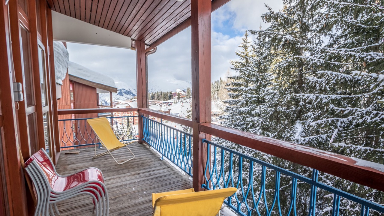 Photo of Outdoor in Arc-1800