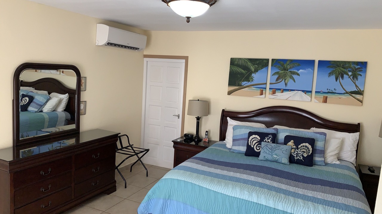 Photo of Bedroom in Opal