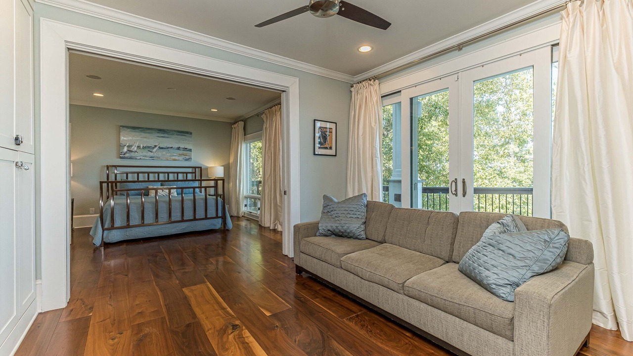 Photo of Livingroom in Buford