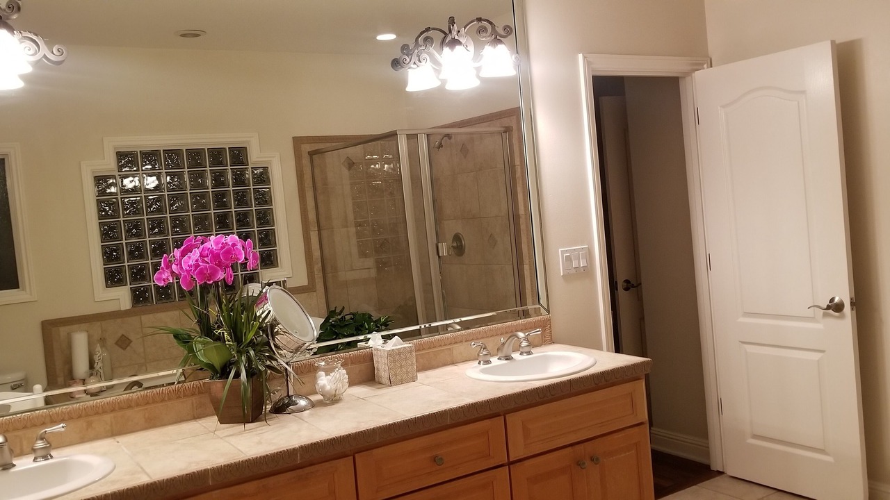 Photo of Bathroom in North Redondo