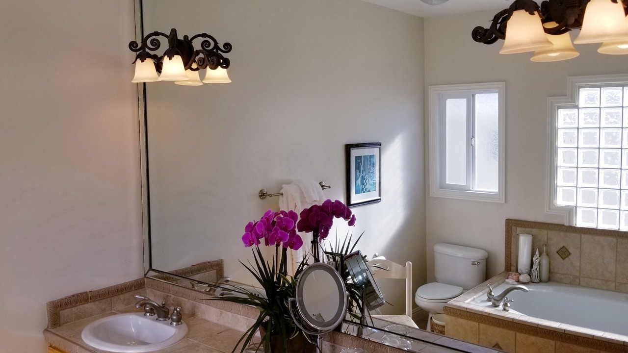 Photo of Bathroom in North Redondo