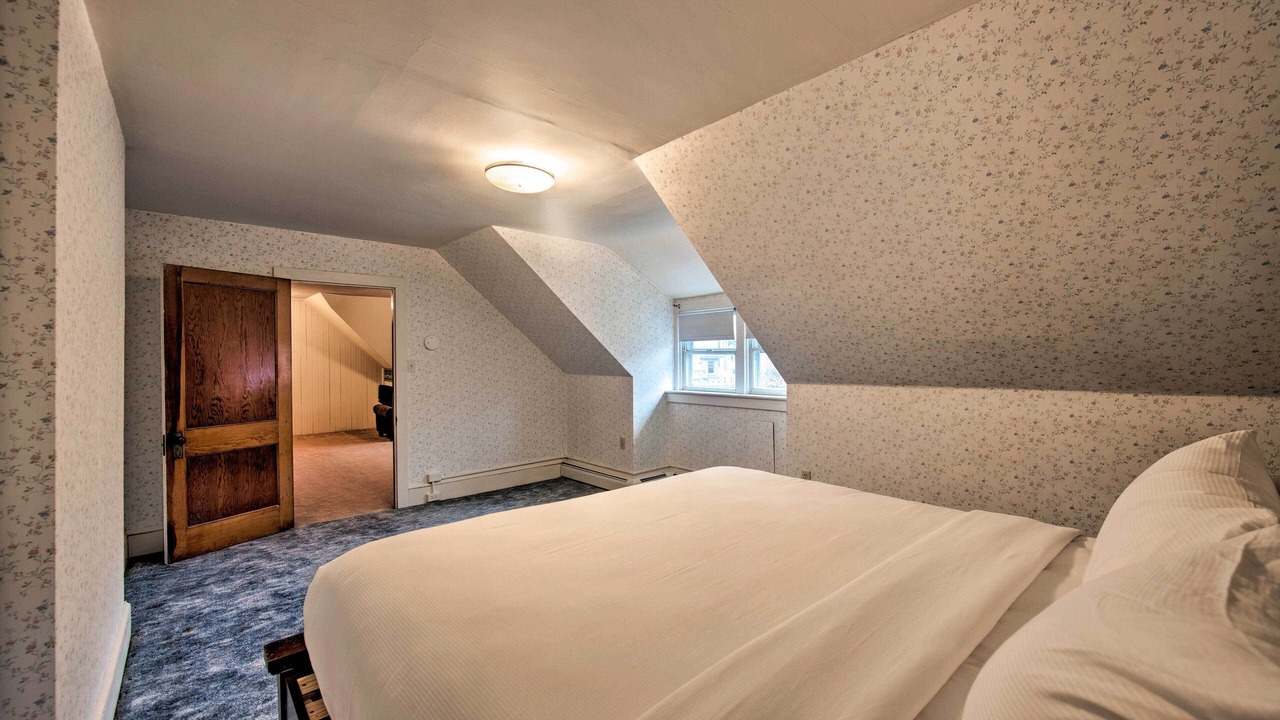 Photo of Bedroom in Reading