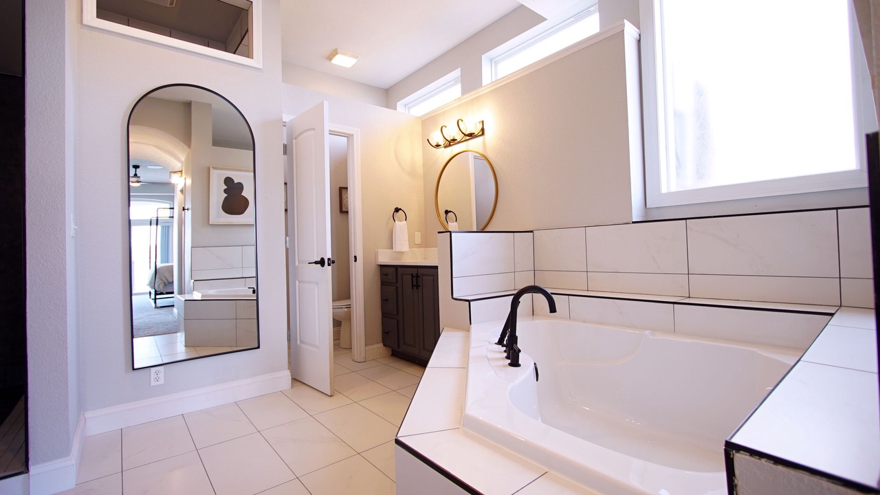 Photo of Bathroom in Sunrise Beach