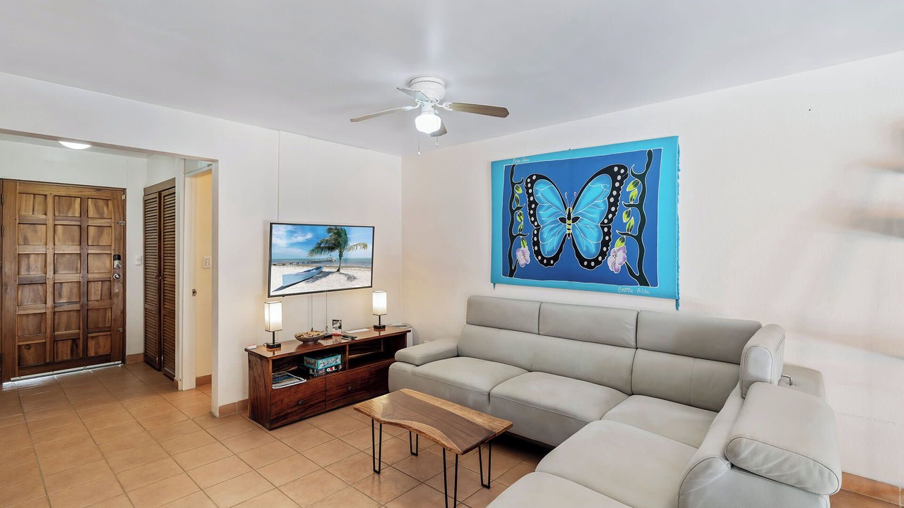 Photo of Livingroom in Potrero
