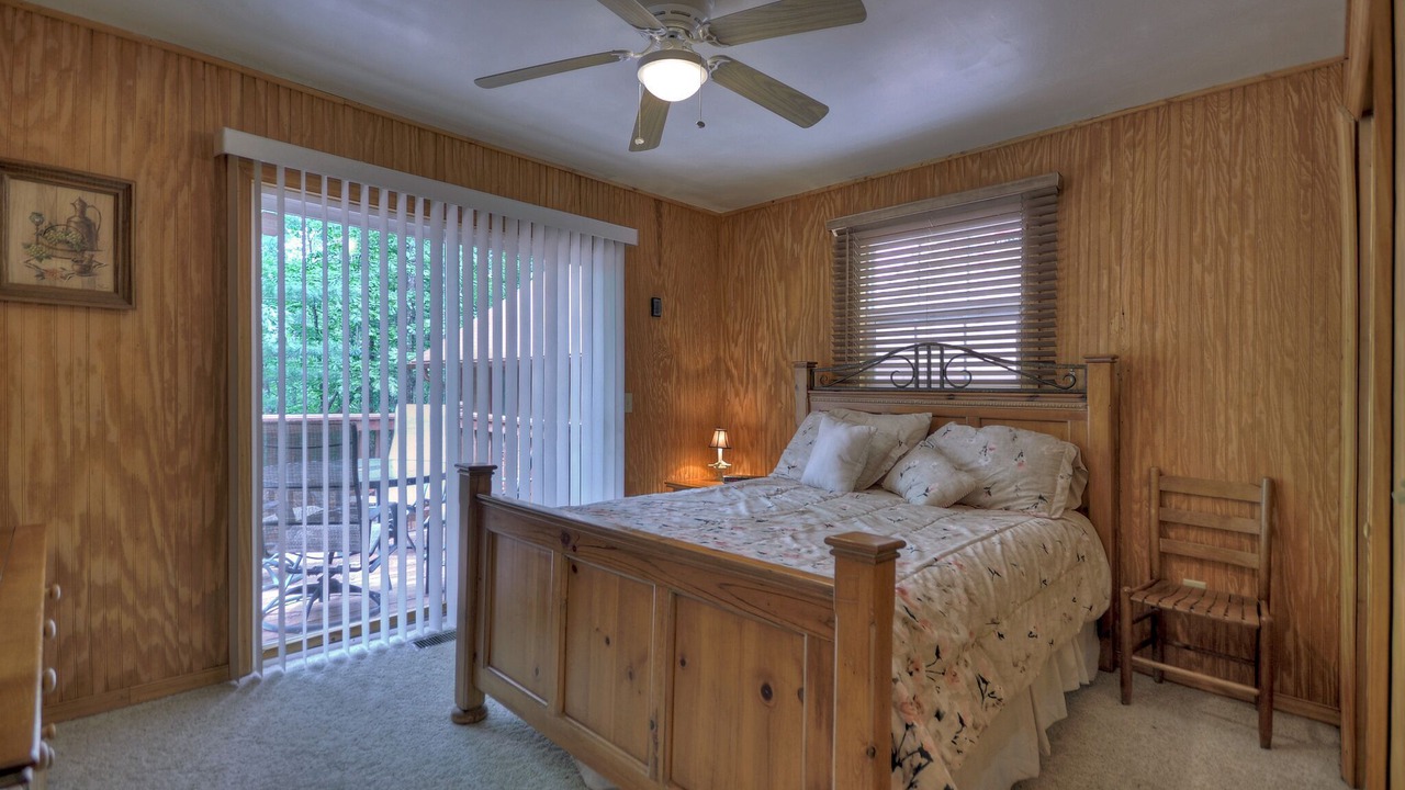 Photo of Bedroom in Ellijay