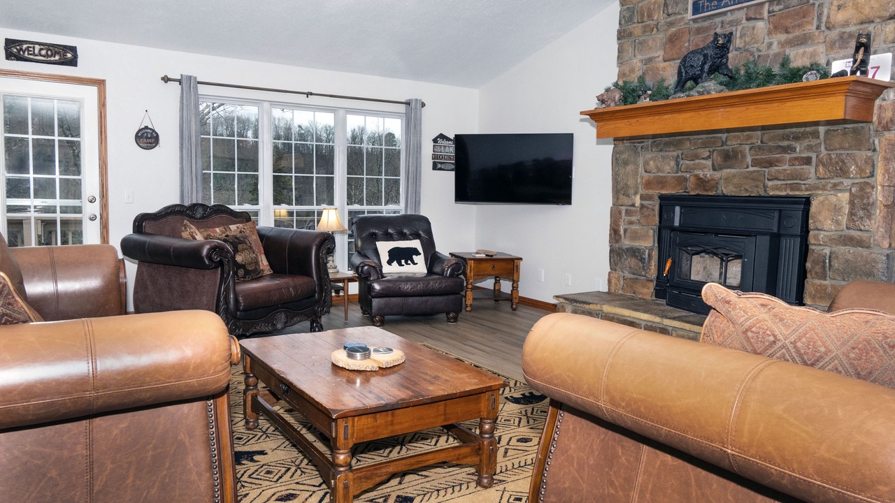 Photo of Livingroom in Sylvan Shores