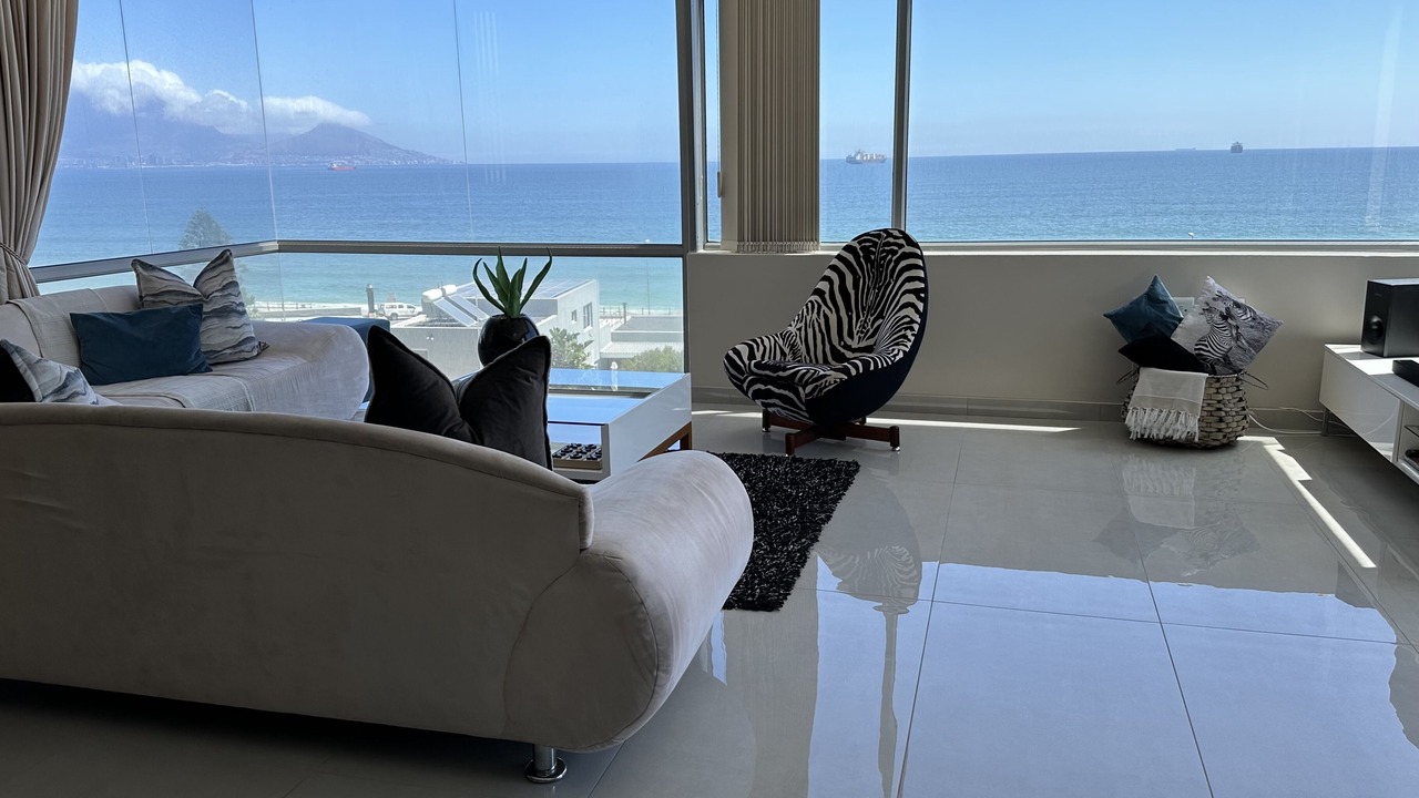 Photo of Others in Bloubergstrand