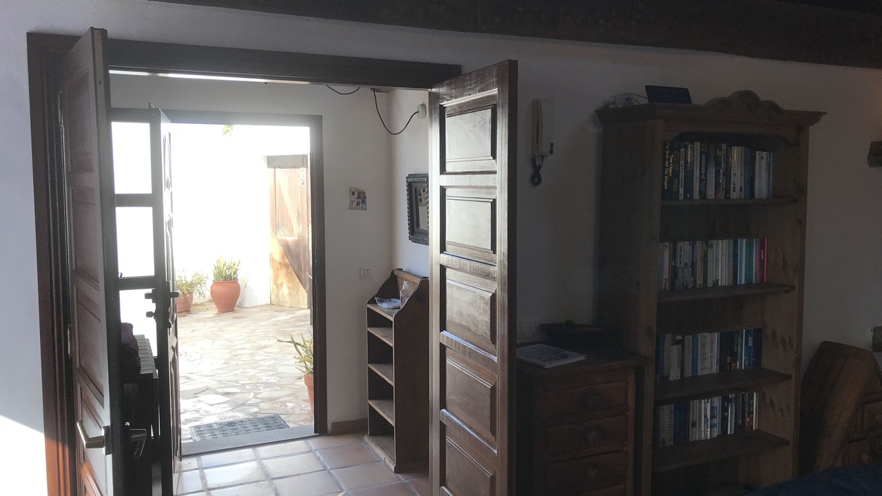 Photo of Outdoor in Tias