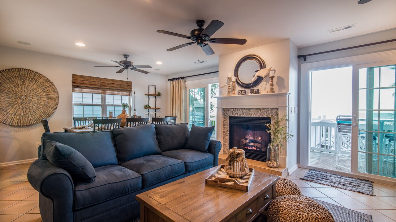 Photo of Livingroom in Surfside Beach