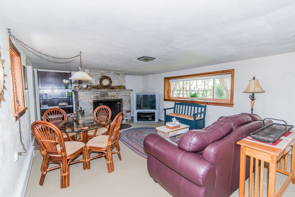 Photo of Livingroom in Refton